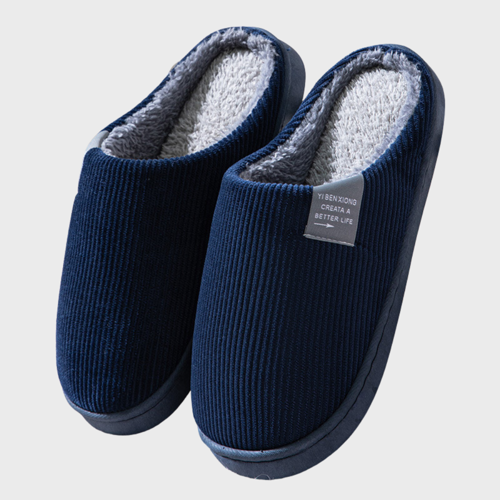 Brisia women’s slippers – soft, warm, and elegant footwear designed for indoor comfort during the winter season.