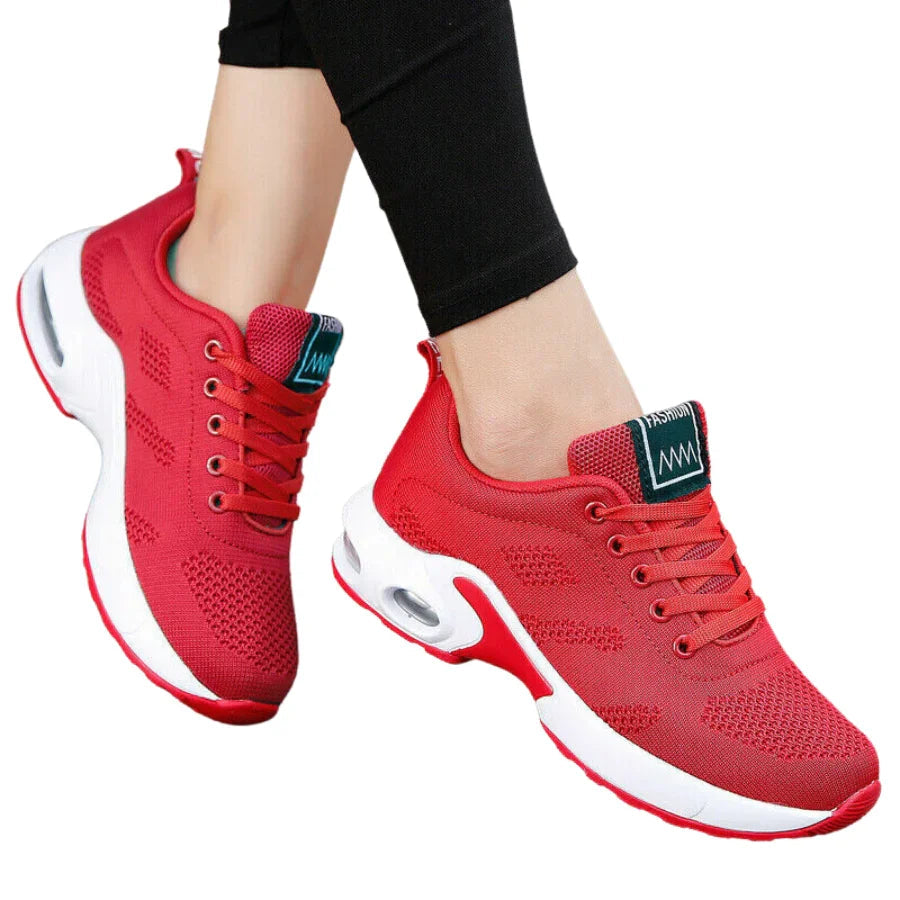 Lyric women’s everyday sneakers with breathable upper and textured sole