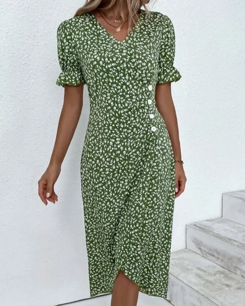 Dahlia V-neck floral print dress with flowing fabric, airy and feminine style