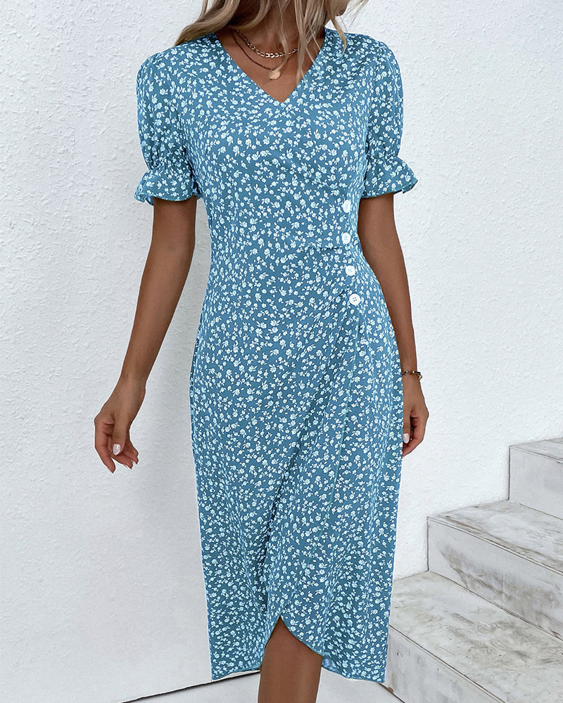 Dahlia V-neck floral print dress with flowing fabric, airy and feminine style