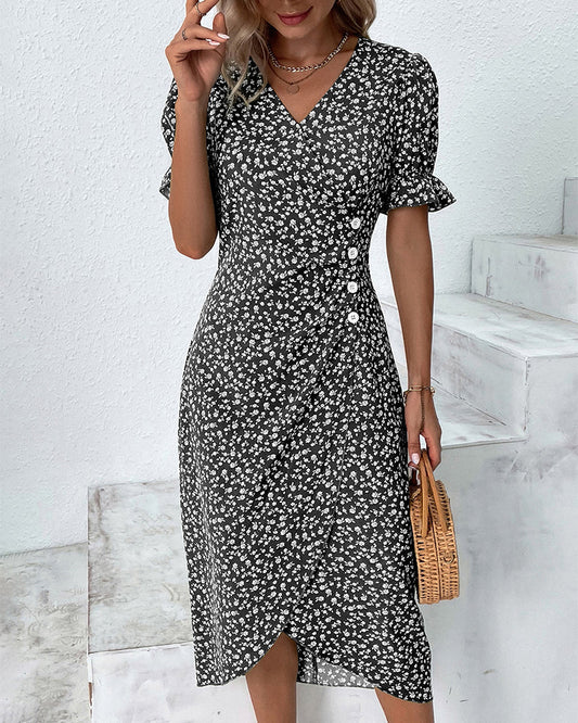 Dahlia V-neck floral print dress with flowing fabric, airy and feminine style