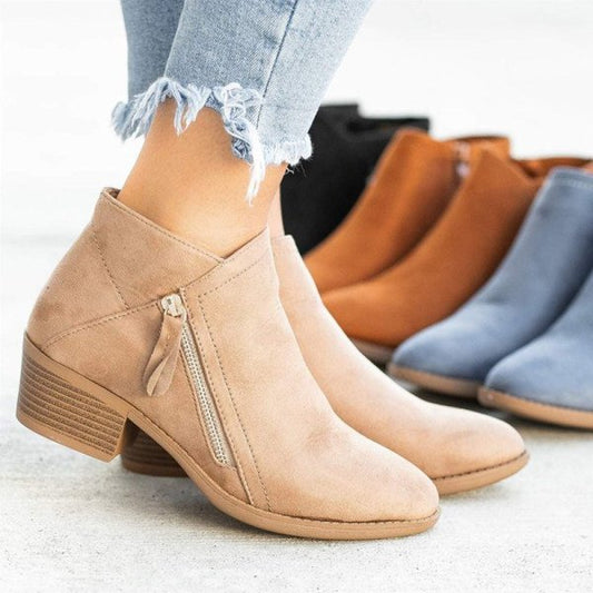 Esme women’s low-heeled ankle boots in minimalist design with ankle fit