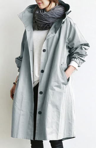 Kael oversized windbreaker jacket for women, featuring a water-resistant finish and a modern, relaxed fit.