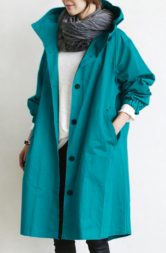 Kael oversized windbreaker jacket for women, featuring a water-resistant finish and a modern, relaxed fit.