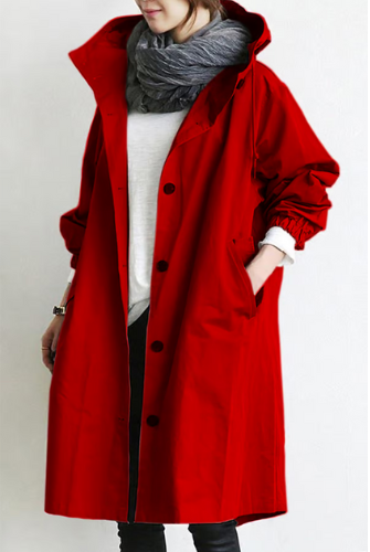 Kael oversized windbreaker jacket for women, featuring a water-resistant finish and a modern, relaxed fit.