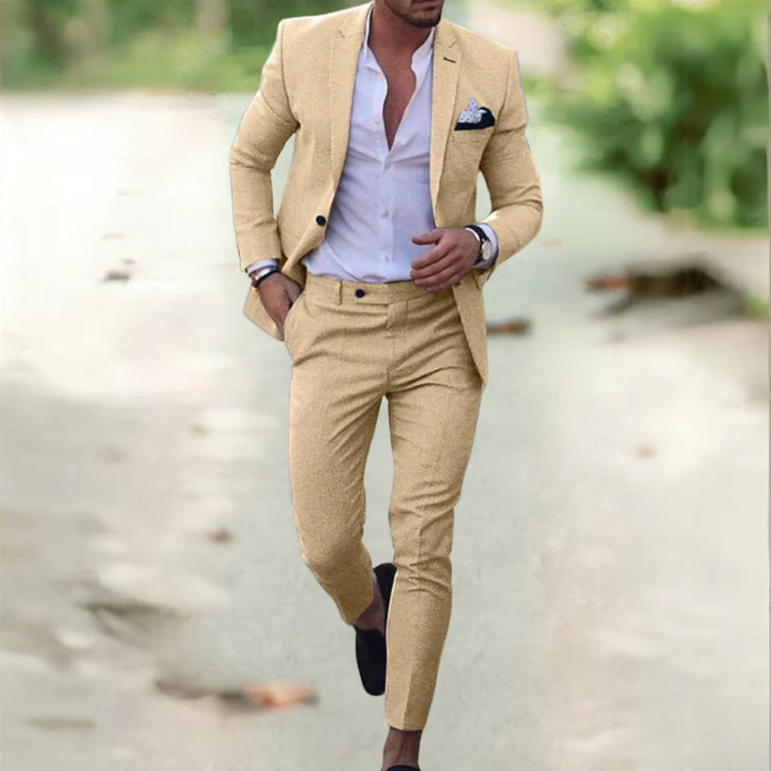 Henry men’s two-piece suit with tailored blazer and structured trousers, polished and versatile formalwear