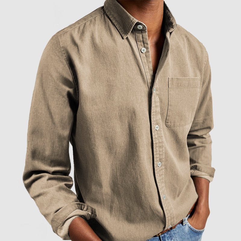 Elias men's shirt with a clean cut and versatile, minimalist style.