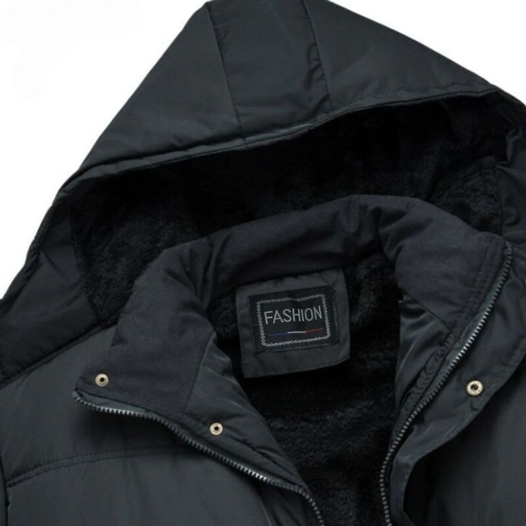 Leo warm and elegant men's jacket with a tailored fit and a clean, modern silhouette.