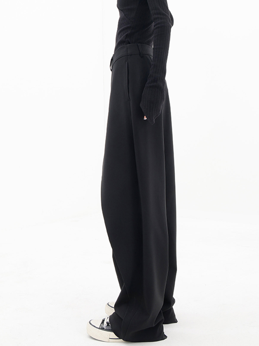 Women’s wide-leg crossed front trousers in breathable fabric – Maribel
