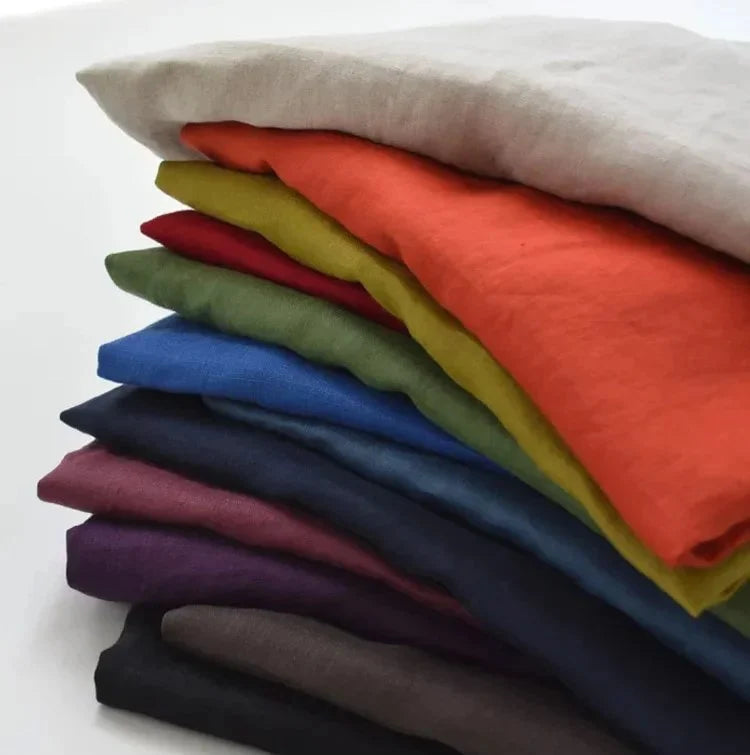 Elias men's shirt with a clean cut and versatile, minimalist style.