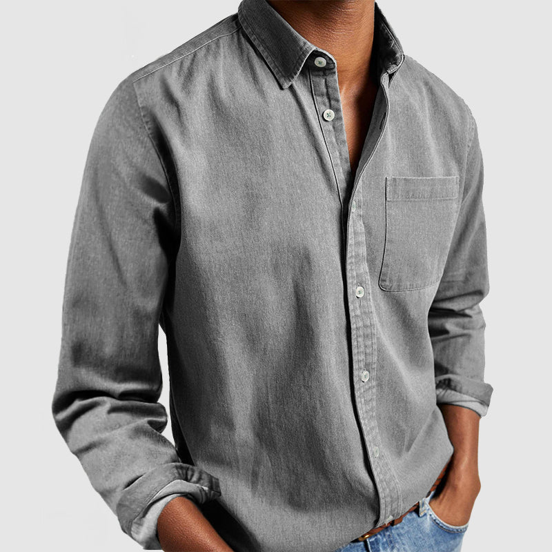 Elias men's shirt with a clean cut and versatile, minimalist style.