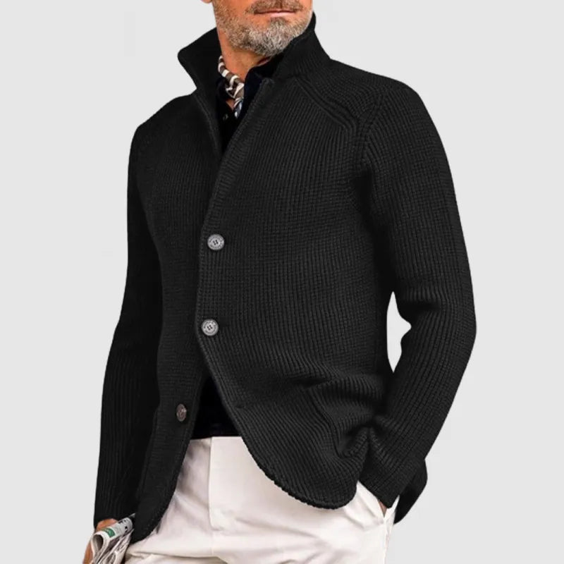 The Sebastian blazer is defined by its functional details, including subtle pockets, a classic button closure, and structured lapels. The soft, breathable knit material offers a comfortable fit, making it ideal for creating adaptable outfits that can be styled to suit your mood. Pair it with your favorite jeans or chinos for a clean, contemporary silhouette.