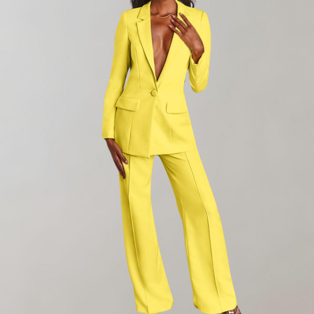 Gretel women’s elegant two-piece set with tailored blazer and pants for professional and evening looks