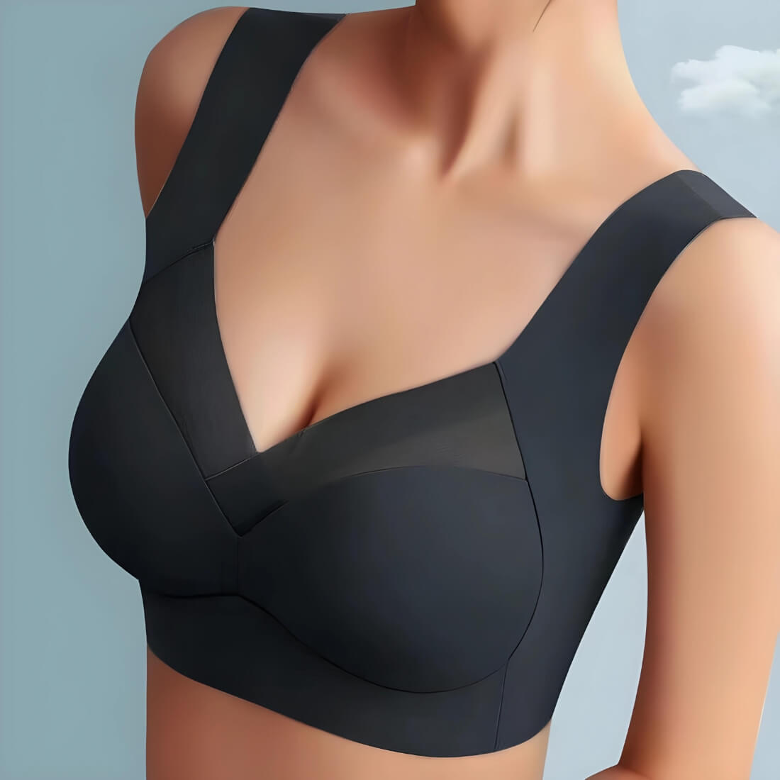 Women’s elegant push-up bra with adjustable straps and molded cups – Ameline