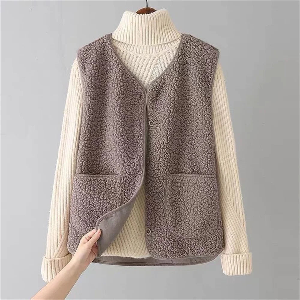 Meriel women’s fleece vest with soft cozy fabric – casual outerwear for winter