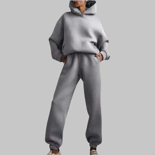 Vera women's relaxed two-piece set with a spacious hoodie and comfortable fitted pants.