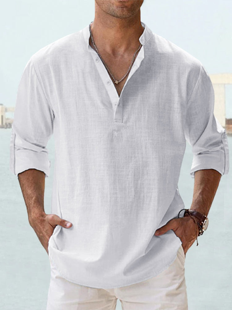 Logan elegant men's shirt with a flowy, tailored cut and a classic collar.