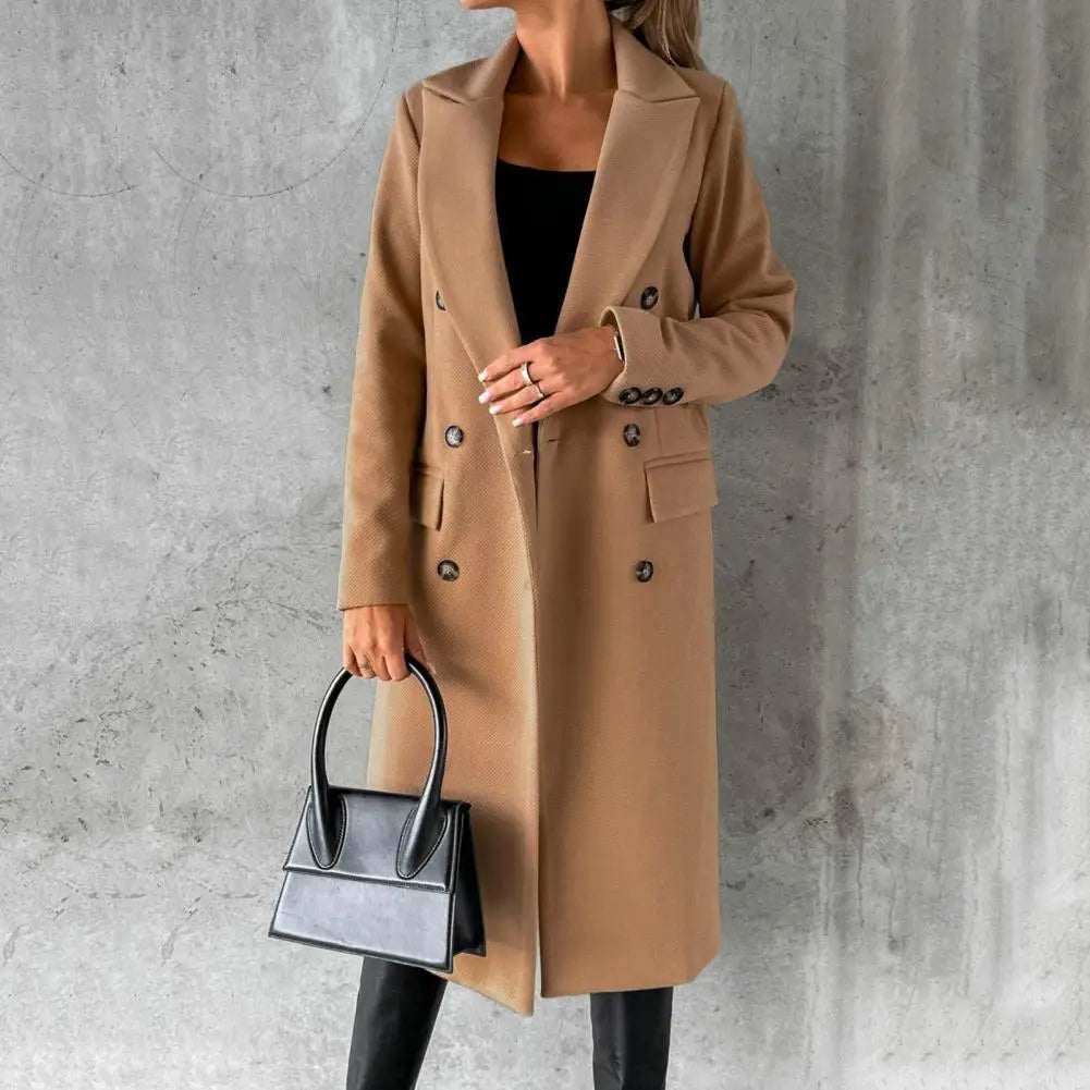 Lydia women’s trench coat with structured silhouette and button closure, elegant and versatile outerwear