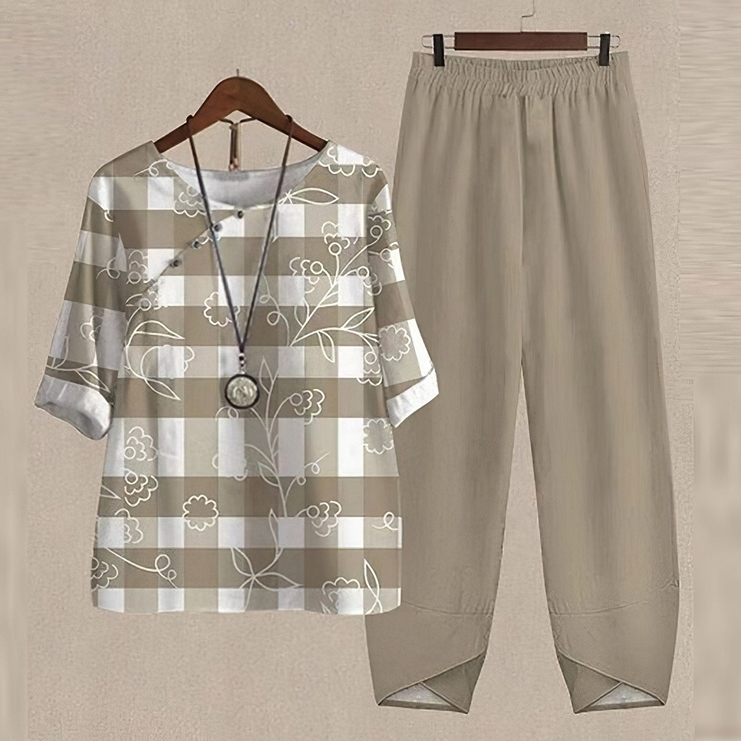 Isla casual two-piece set with a short-sleeve top and soft, elastic-waist pants.