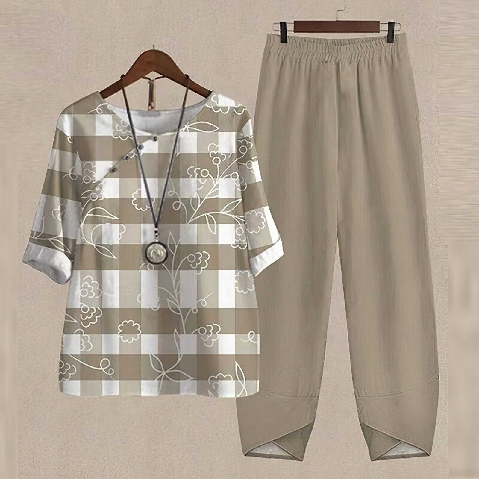 Isla casual two-piece set with a short-sleeve top and soft, elastic-waist pants.