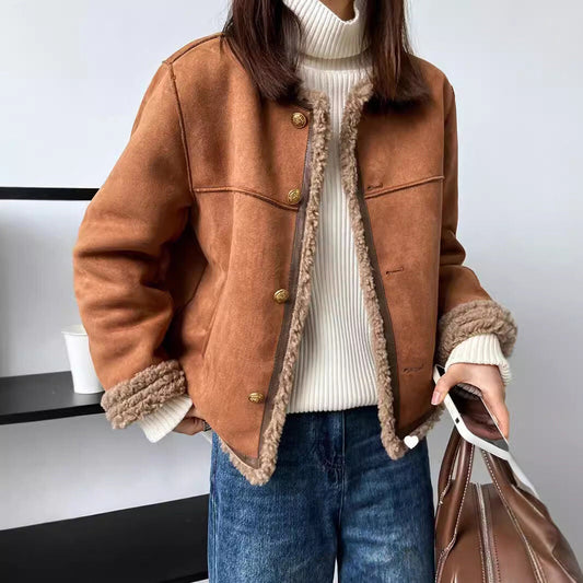 Callista women’s vintage-inspired jacket with tailored fit and retro accents, chic and versatile style