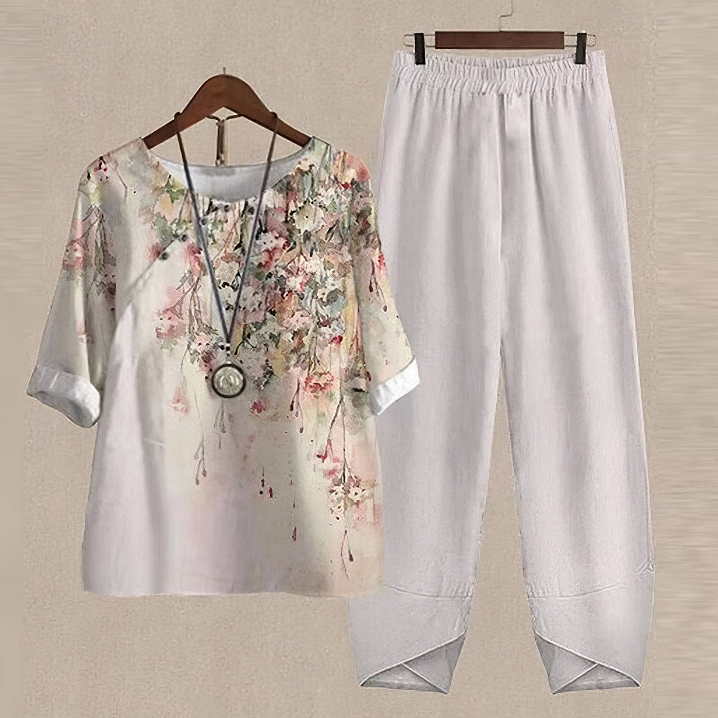 Isla casual two-piece set with a short-sleeve top and soft, elastic-waist pants.