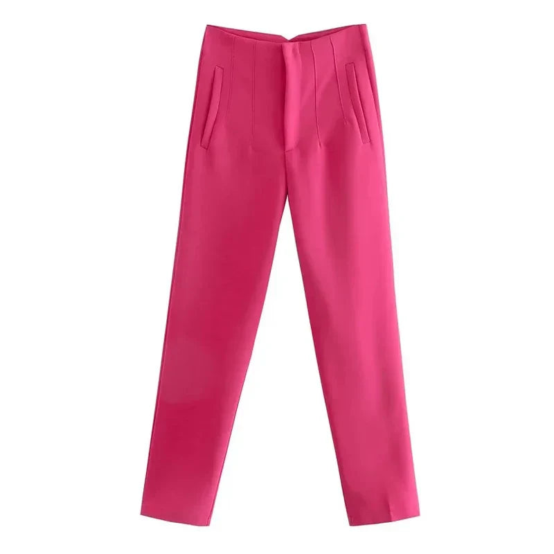 Audrey high-waisted elegant pants with a fitted silhouette and structured design, showcasing a refined look.