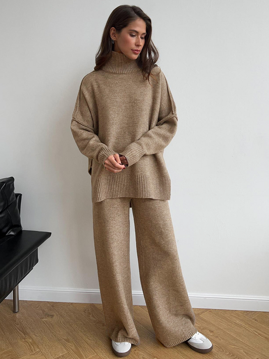 Talia women’s two-piece set with high-neck top and flowy trousers, comfortable and elegant daily outfit