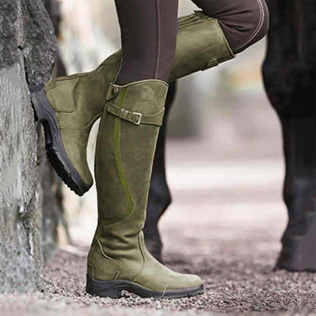 Talia high boots for women with a timeless feminine style and a structured, chunky sole.