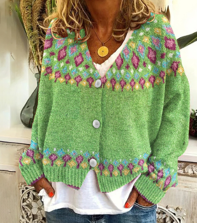 Cleo buttoned crop sweater for women, with a short cut and a relaxed, casual fit.