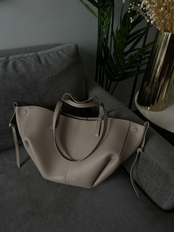 Clarise women’s elegant faux leather handbag with structured silhouette and versatile design